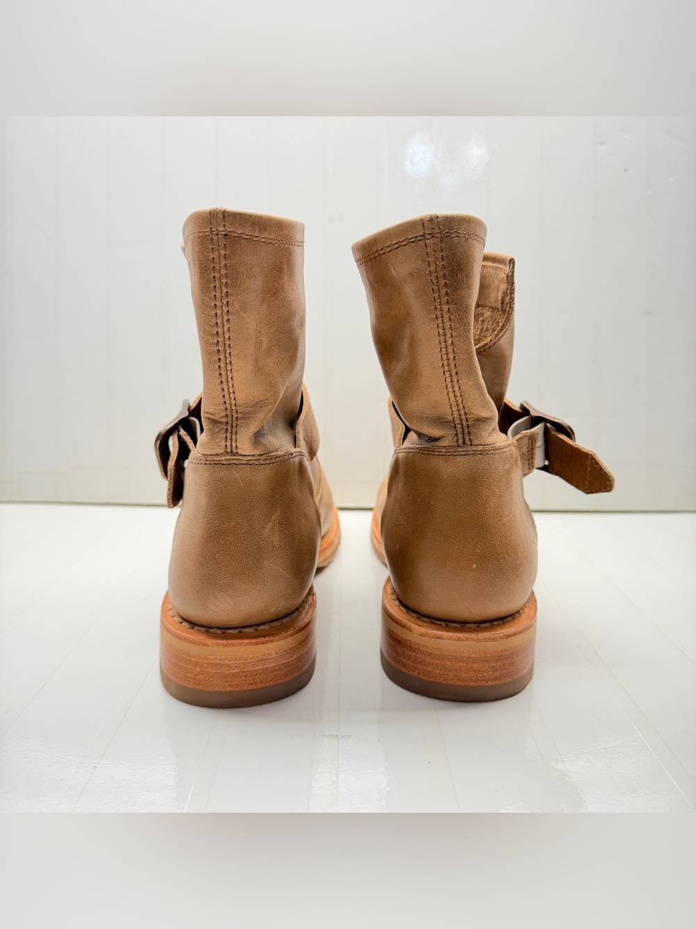 NEW Frye Veronica Leather Bootie, Size 7.5 - Picture 4 of 7